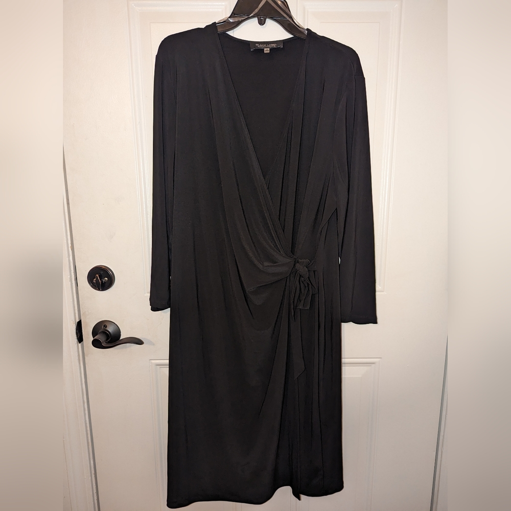 Black Label by Evan Picone Cross Tie Dress, size 18, black